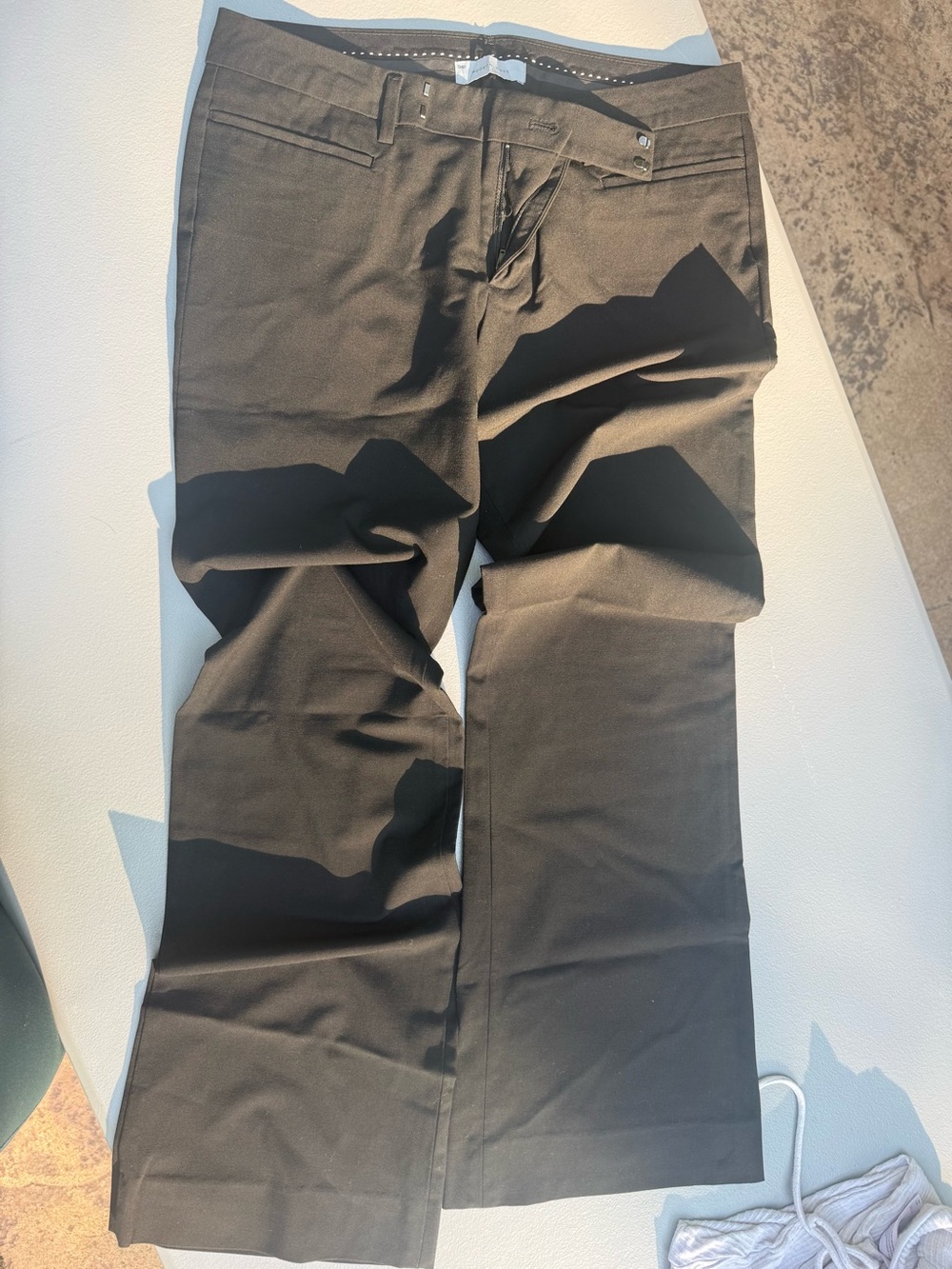 GAP Modern Boot Pants in Black